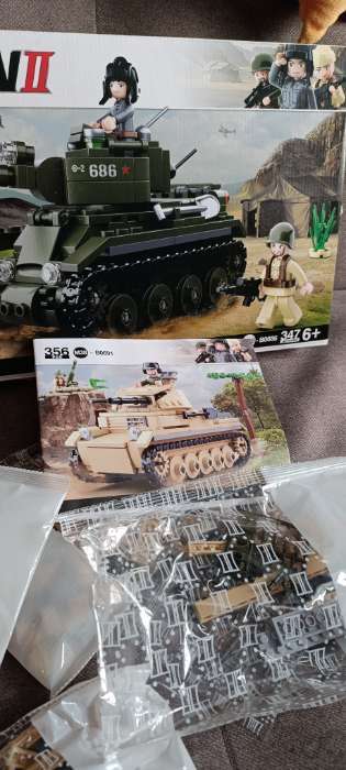 Фотография покупателя товара УЦЕНКА Конструктор Армия Sluban «Боевой танк», 347 деталей - Фото 7