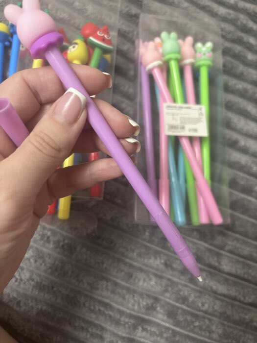 Фотография покупателя товара Ручка-прикол Calligrata «Зайка», чёрный стержень, гелевая, МИКС - Фото 2