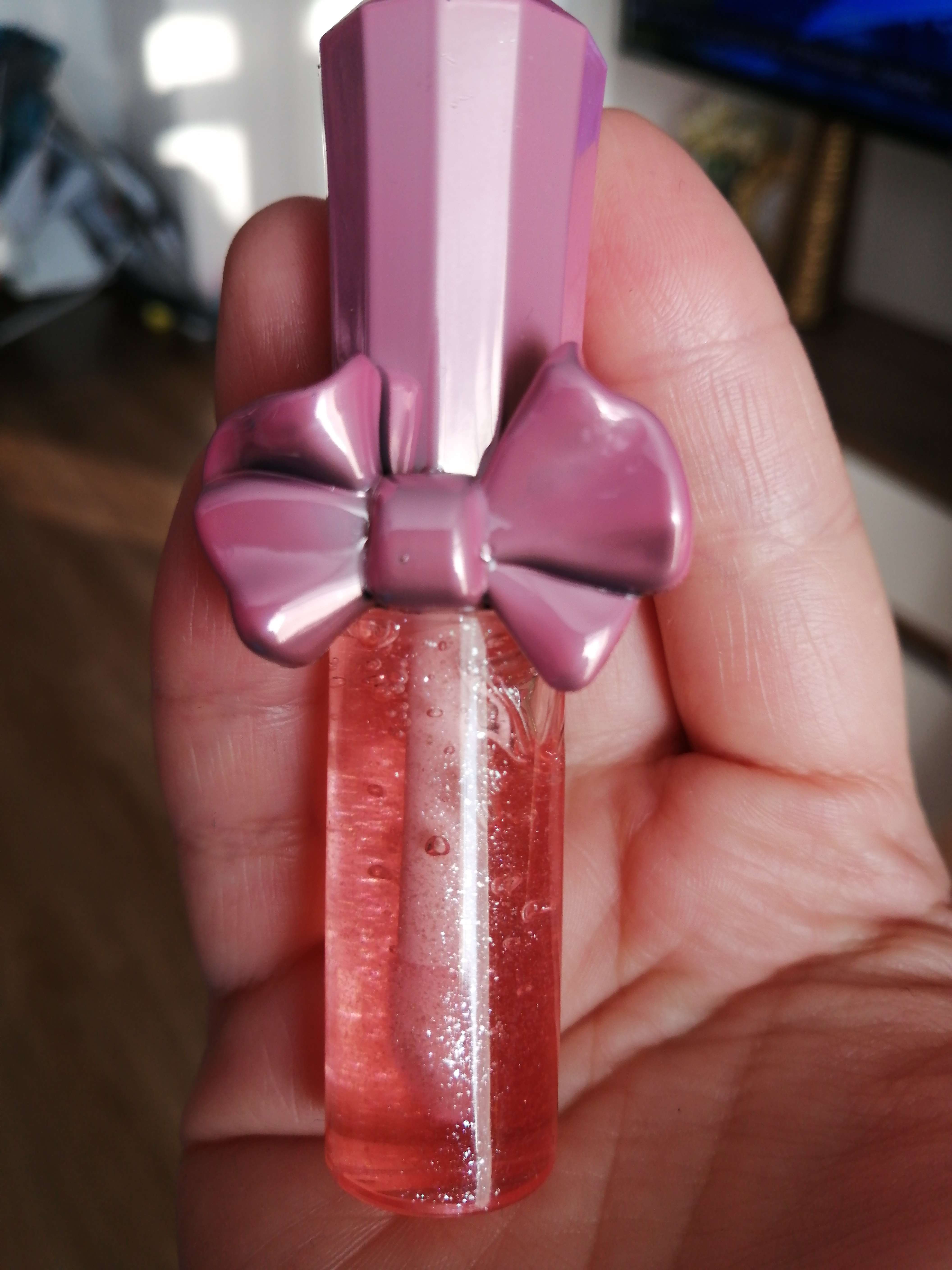 Фотография покупателя товара Блеск для губ детский "Морская принцесса" 6 мл, аромат ванили