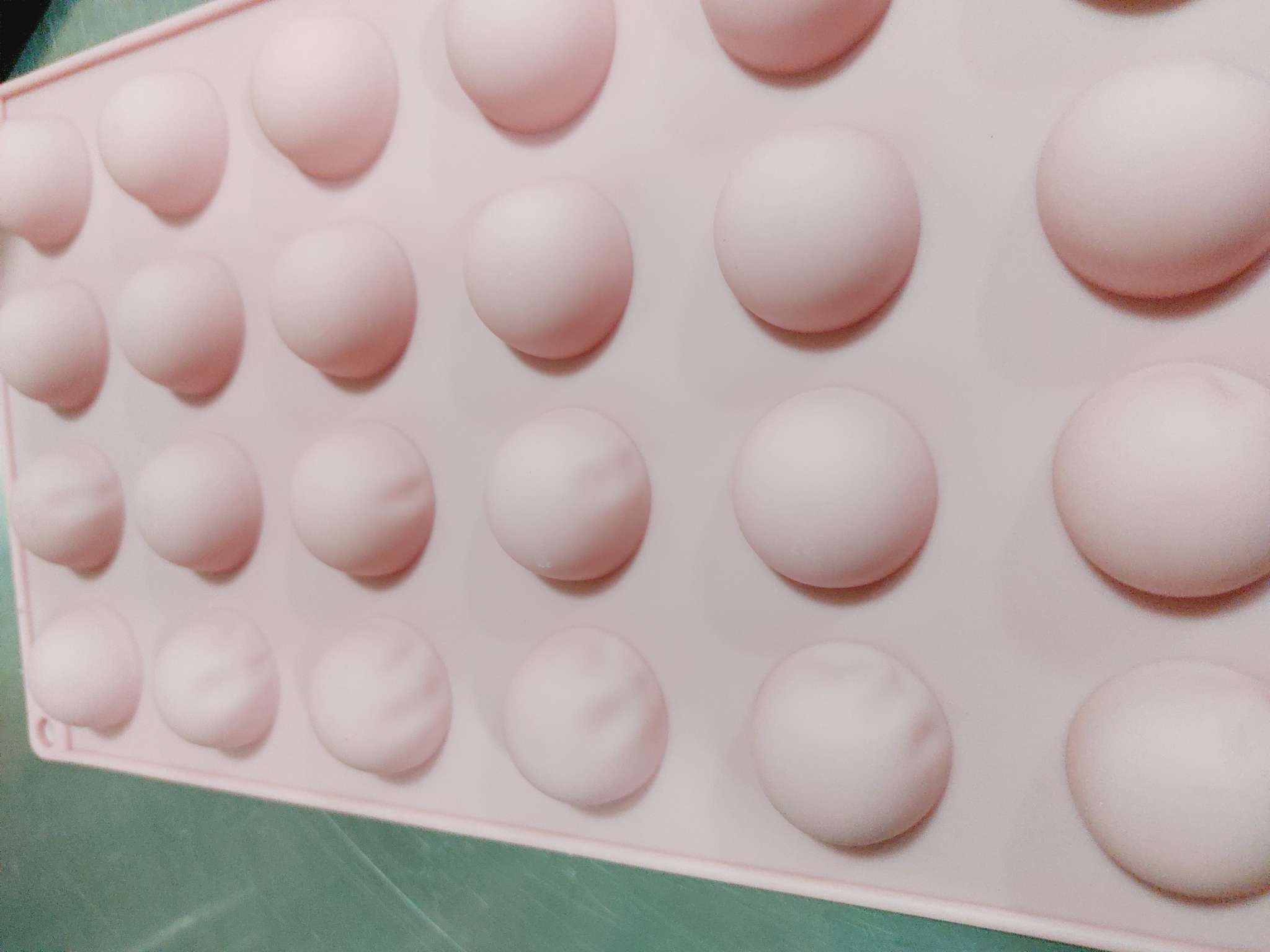 Фотография покупателя товара Набор форм для выпечки Доляна «Полусферы», силикон, 30×17 см - Фото 24