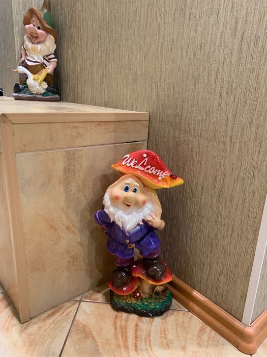 Фотография покупателя товара Садовая фигура "Гном с грибом Welcome", разноцветная, гипс, 41 см, микс