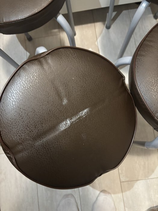 Фотография покупателя товара Табурет для кухни «Булат», экокожа, цвет шоколад - Фото 7