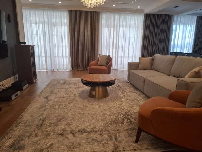 Фотография покупателя товара Столик журнальный «Венский кофе», 40.5×40.5×52.5 см, железо, дерево - Фото 3