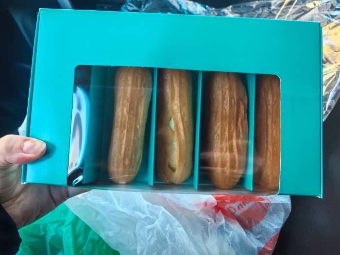 Фотография покупателя товара Коробка складная, под 5 эклеров, белая, 25×15×6.6 см - Фото 5