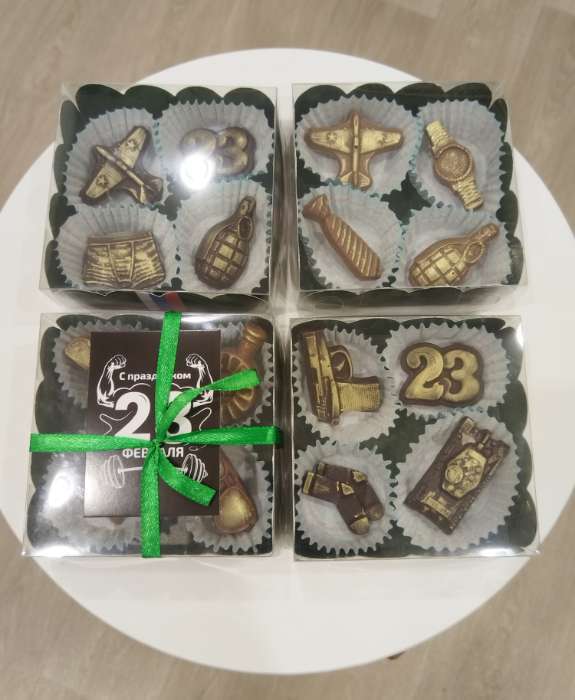 Фотография покупателя товара Коробка для печенья «23 Февраля», 9×9×3 см - Фото 1