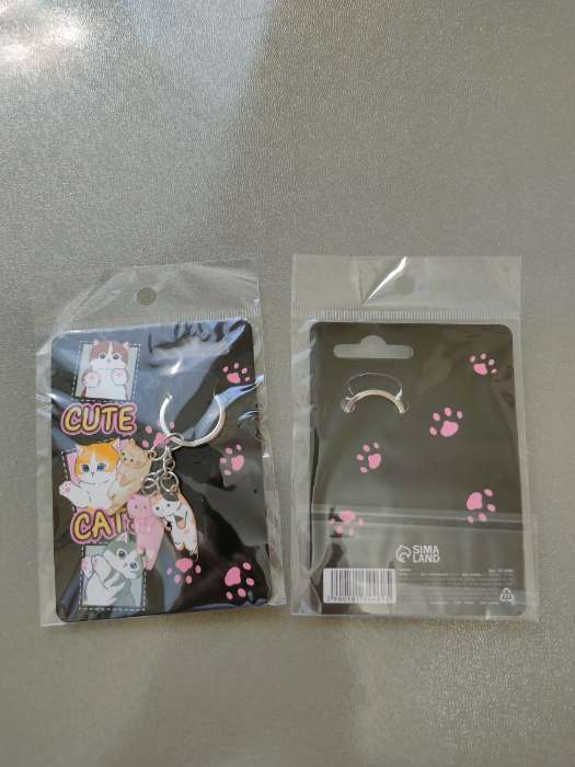 Фотография покупателя товара Брелок для ключей «Милые кошки», 2.5×9 см - Фото 2