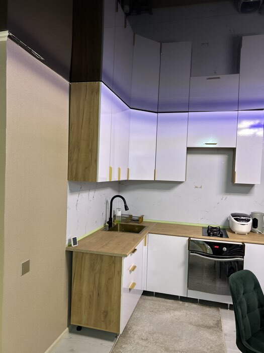 Фотография покупателя товара Кухонный гарнитур угловой «Рио» New, 1600×2000 мм, цвет белый глянец/дуб крафт/дуб вотан - Фото 2