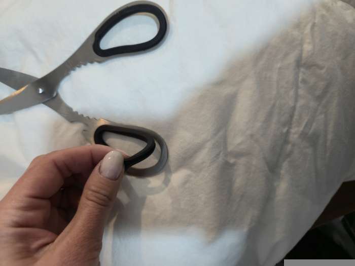 Фотография покупателя товара Ножницы кухонные Доляна Classic, 18 см - Фото 2