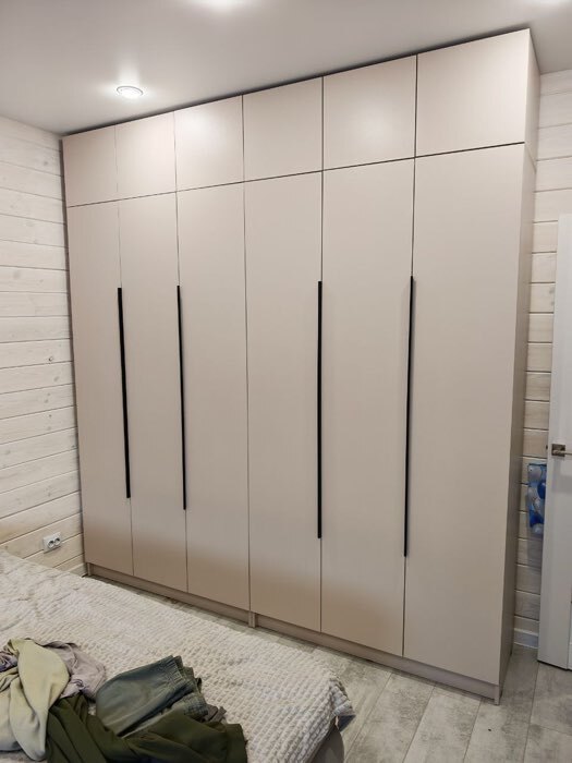 Фотография покупателя товара Шкаф прямой четырёхстворчатый «Бруно», 1600×505×2216 мм, цвет кашемир - Фото 8