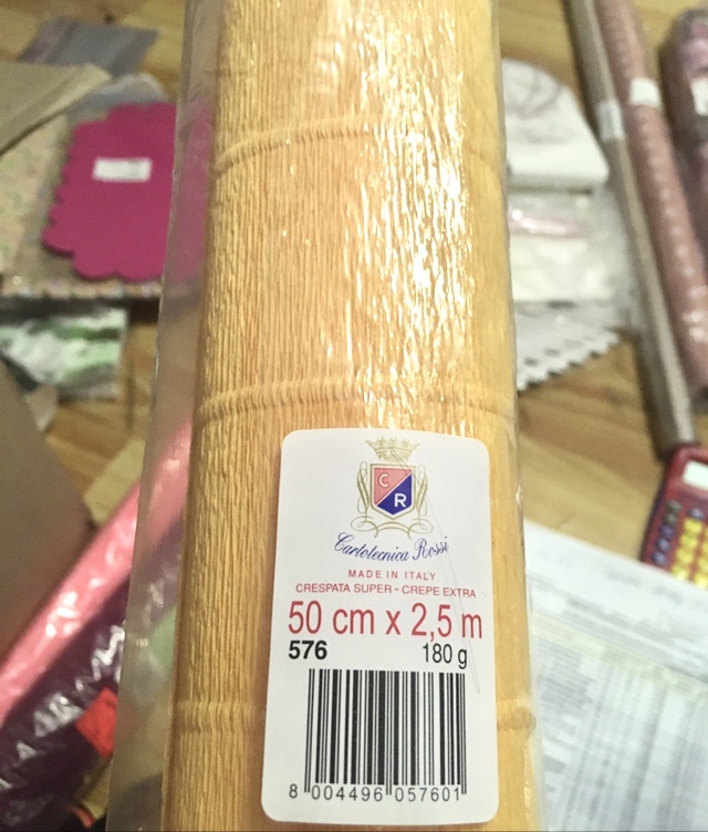 Фотография покупателя товара Бумага гофрированная, 576 "Светло-оранжевая", 0,5 х 2,5 м