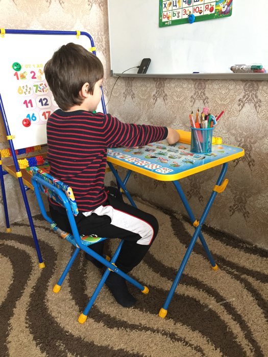 Фотография покупателя товара Комплект детской мебели «Познайка. Азбука» складной, цвета стула МИКС - Фото 6