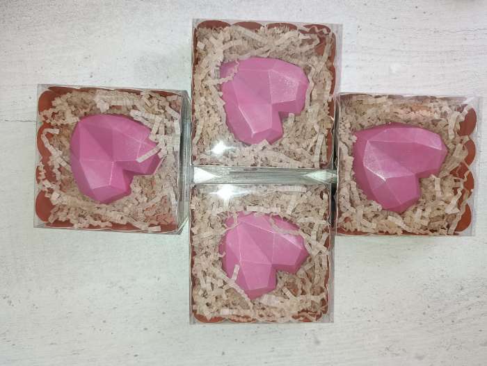 Фотография покупателя товара Коробка для печенья, «Счастье рядом с тобой», 9×9×3 см - Фото 4