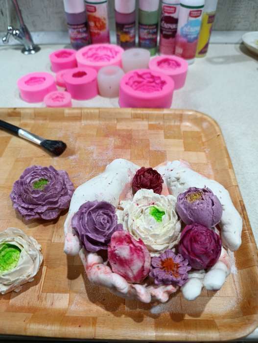 Фотография покупателя товара Молд силиконовый «Пионовидная роза» 9.5×3 см - Фото 5