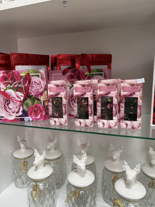 Фотография покупателя товара Коробка складная «Розы. С любовью», 6×14.5×3.5 см - Фото 1