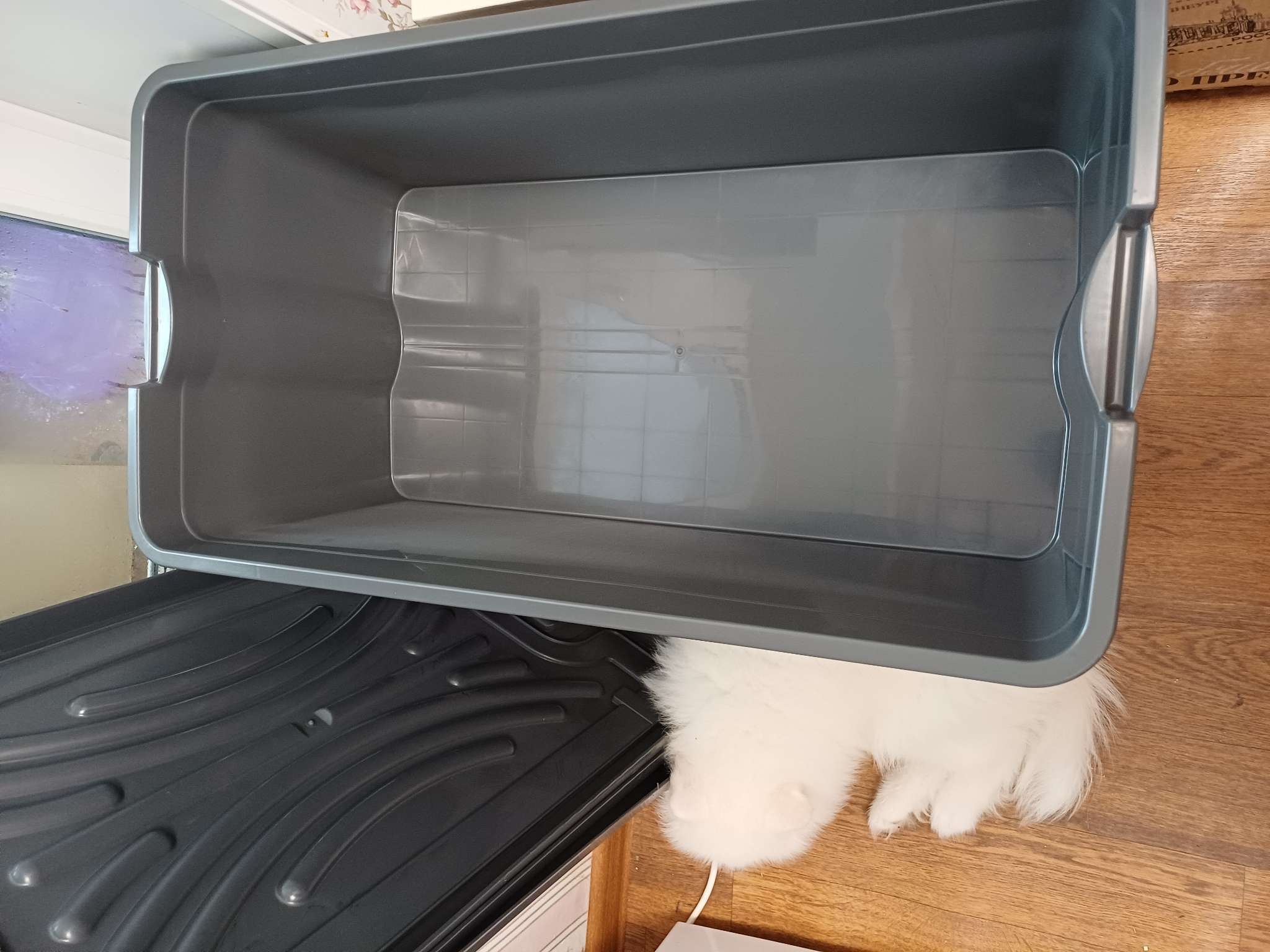 Фотография покупателя товара Контейнер для хранения с крышкой «Эконом», 75 л, 77.5×42.5×33 см, прямоугольный, МИКС - Фото 2