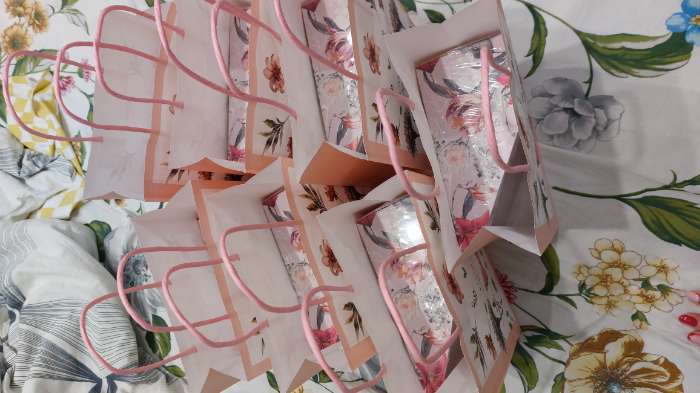 Фотография покупателя товара Пакет подарочный крафт «Подарок для тебя» 18×8×25 см - Фото 3