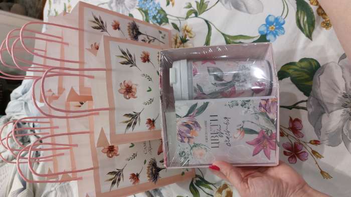 Фотография покупателя товара Подарочный набор, ежедневник А6 80 листов и термостакан 250 мл «Расцветай от счастья» - Фото 1