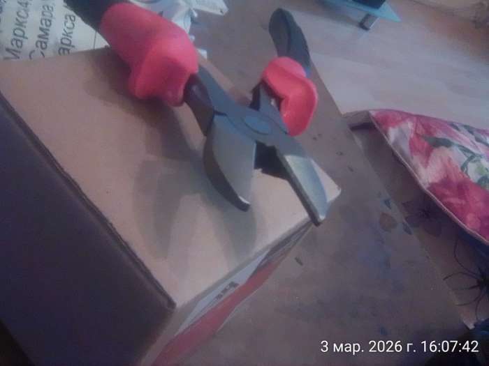 Фотография покупателя товара Бокорезы ЛОМ, пластиковые рукоятки, 150 мм - Фото 2