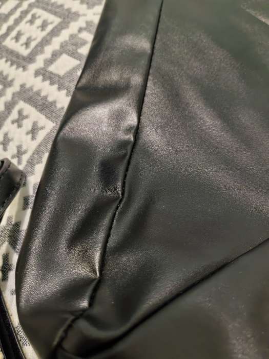 Фотография покупателя товара Сумка-шопер женская на молнии, размер 39×9×30 см, однотонная, чёрная - Фото 1