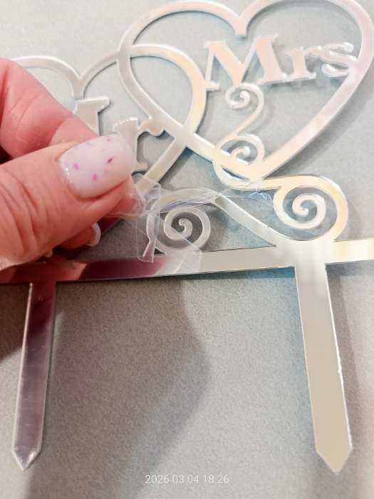 Фотография покупателя товара Топперы для торта «Влюблённая пара», золотой - Фото 1