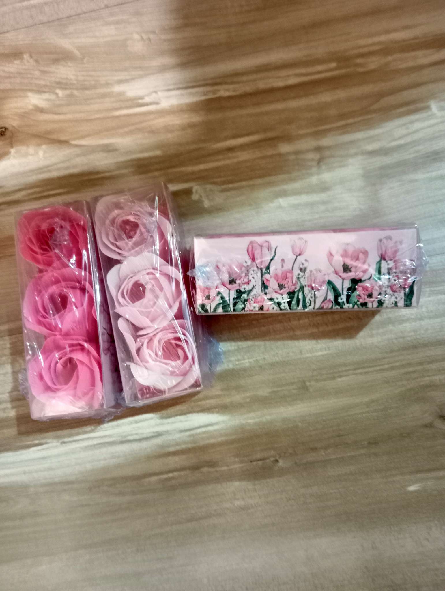 Фотография покупателя товара Мыло твердое лепестковое «Самой прекрасной», 3 шт., нежно-розовое - Фото 2