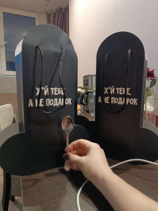 Фотография покупателя товара Пакет подарочный, упаковка, «Лучший подарок», 25×36×10 см - Фото 1