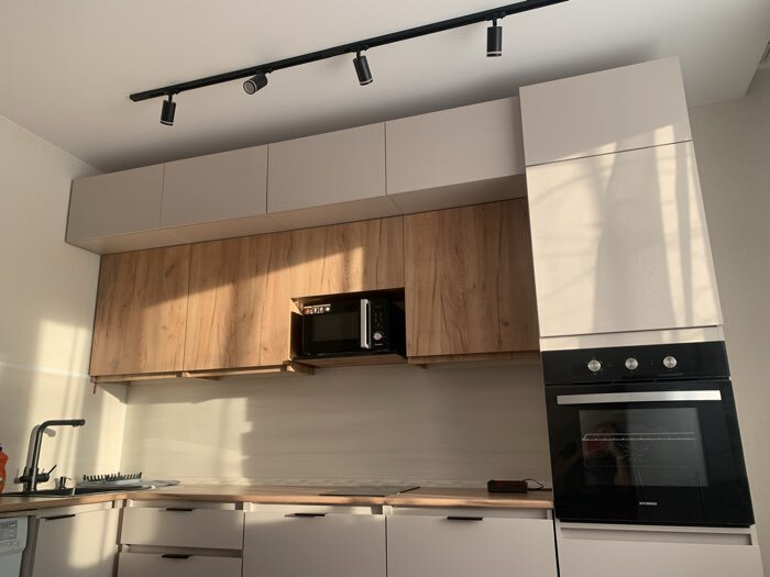 Фотография покупателя товара Кухонный гарнитур в потолок «Виктория», 2400 мм, цвет кашемир/дуб крафт - Фото 1