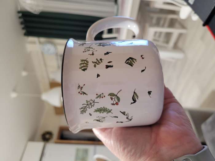 Фотография покупателя товара Кружка керамическая, новогодняя «Листья», 450 мл - Фото 1