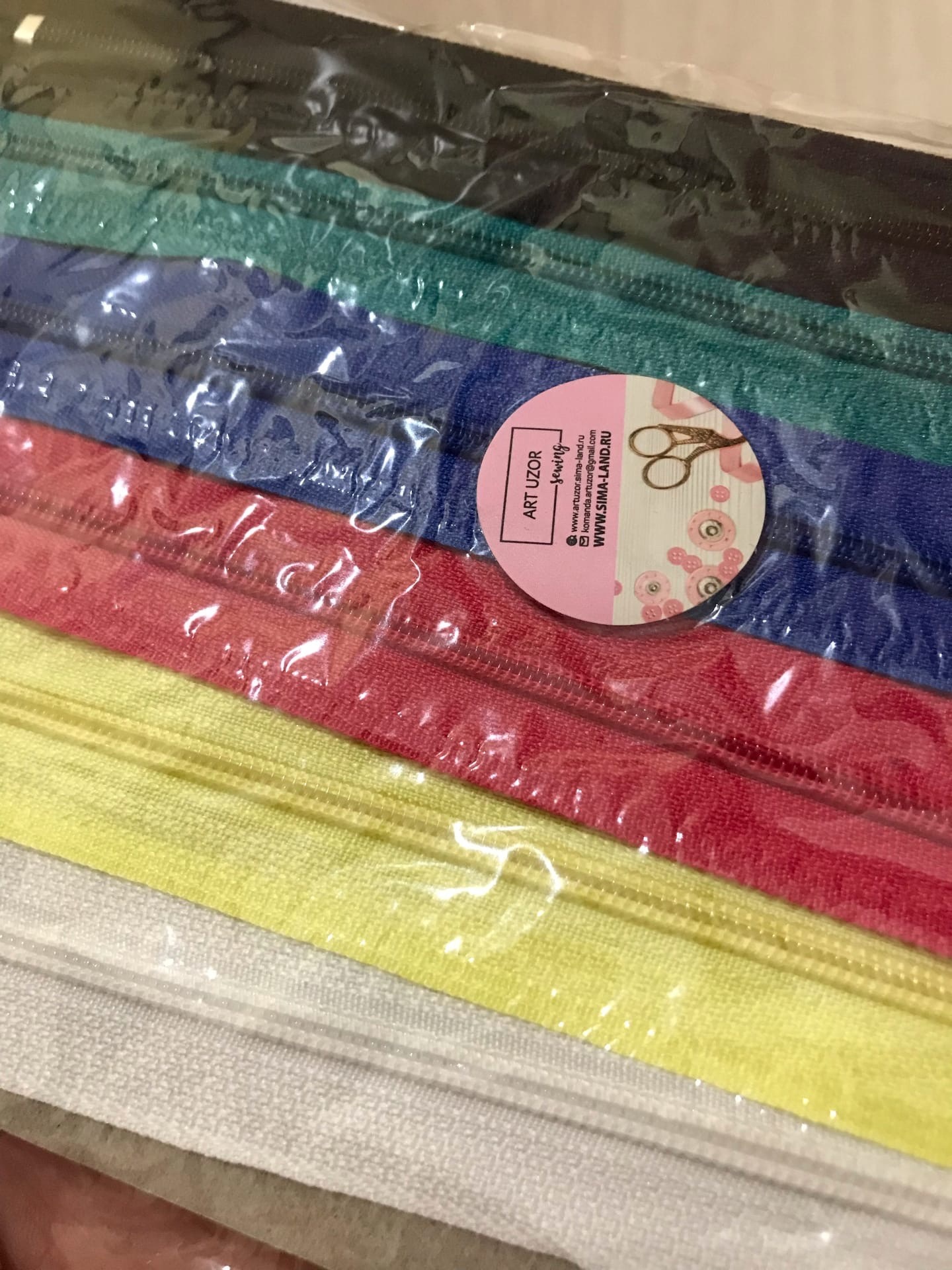Фотография покупателя товара Набор молний «Спираль», №3, неразъёмные, 20 см, 6 шт, разноцветные