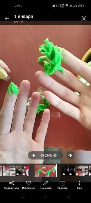 Фотография покупателя товара Тесто для лепки, 7 цветов, 190 грамм, 2 формочки, шприц, МИКС - Фото 2