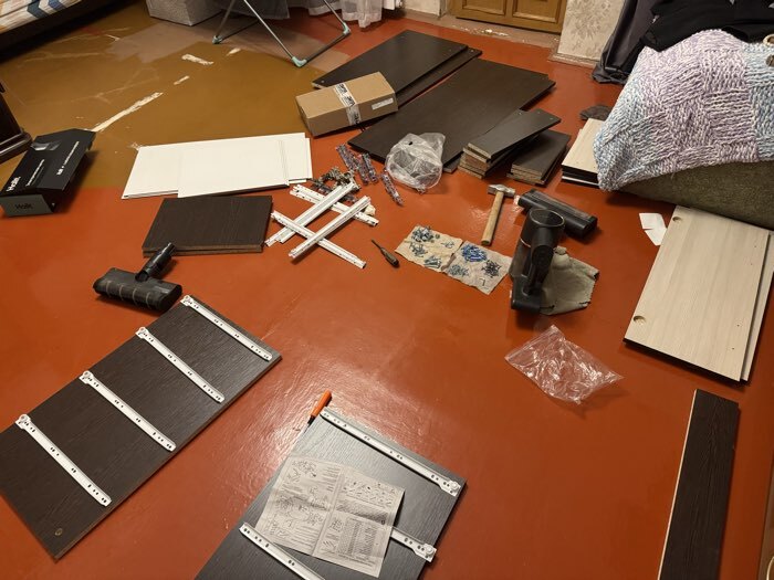 Фотография покупателя товара Комод для хранения «Эра. К1000–2Д», 4 ящика, 2 дверцы, 1000×430×830 мм, цвет венге/лоредо - Фото 3