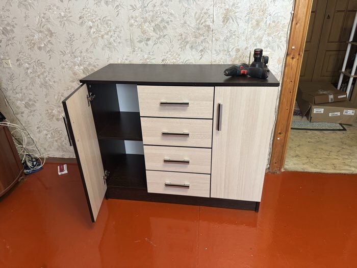 Фотография покупателя товара Комод для хранения «Эра. К1000–2Д», 4 ящика, 2 дверцы, 1000×430×830 мм, цвет венге/лоредо - Фото 2