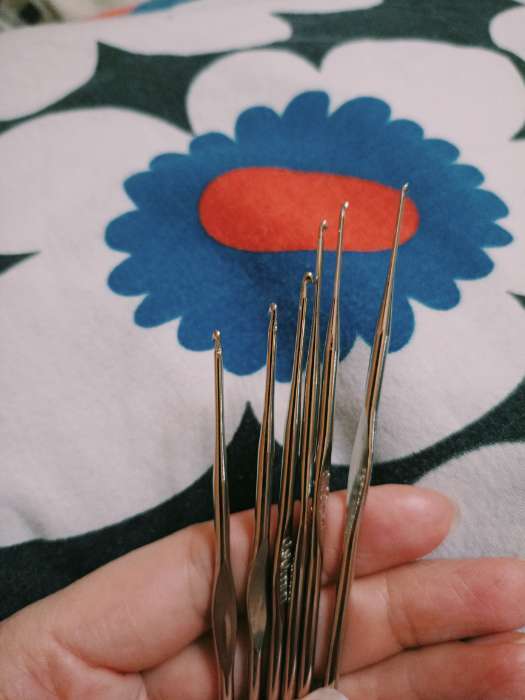 Фотография покупателя товара Набор крючков для вязания, d=0.5-1 мм, 12 см, 6 шт. - Фото 4