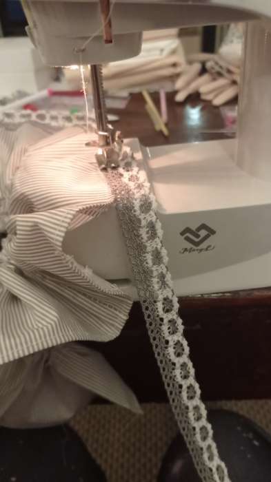 Фотография покупателя товара Кружево вязаное, 20 мм × 2,7 ± 0,5 м, цвет белый/серый - Фото 2
