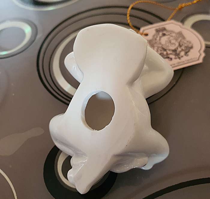 Фотография покупателя товара Фигурка керамика «Лягуха на отдыхе», белый с золотом, стразы, 4.5×4×6.2 см - Фото 4