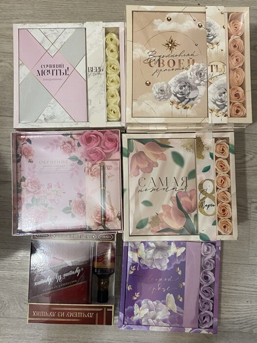 Фотография покупателя товара Подарочный набор «С весной в сердце»: ежедневник А5 80 листов и мыльные лепестки - Фото 2