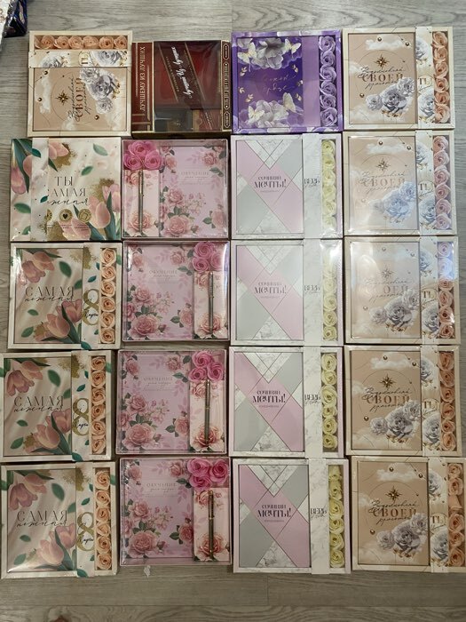 Фотография покупателя товара Подарочный набор «С весной в сердце»: ежедневник А5 80 листов и мыльные лепестки - Фото 1