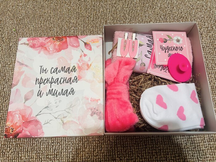 Фотография покупателя товара Набор подарочный «Этель» Tropics, полотенце 30×60 см, носки, повязка на голову - Фото 1