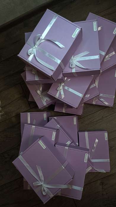 Фотография покупателя товара Коробка самосборная, белая, для подарков, хранения и отправки посылок, 22×16.5×10 см - Фото 1