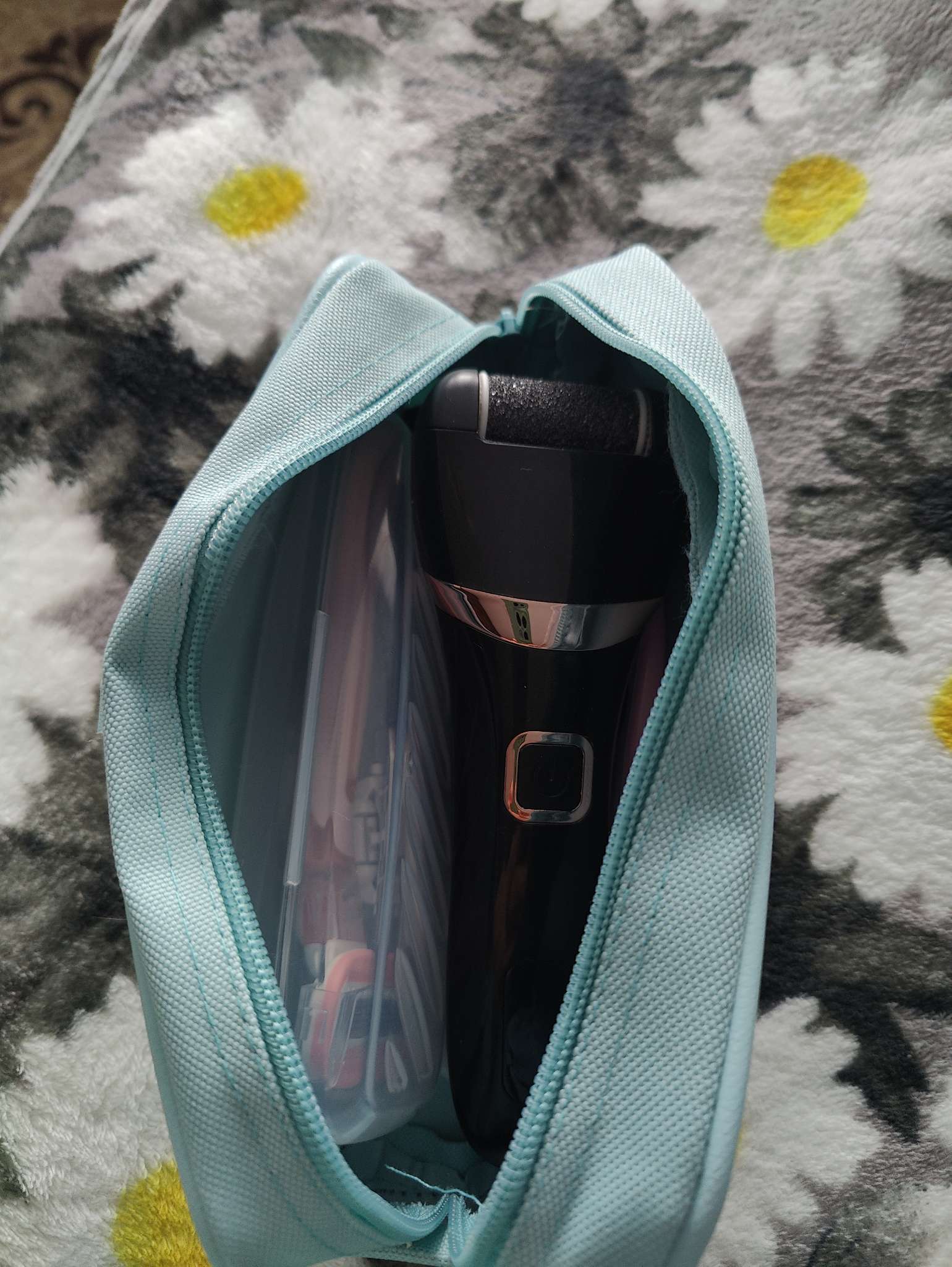 Фотография покупателя товара Косметичка - пенал на молнии с карманом, тёмно-синяя - Фото 2