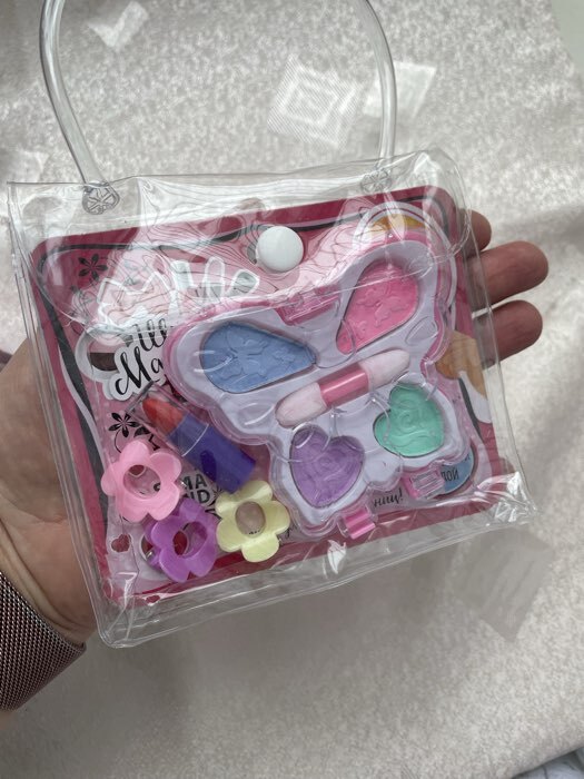 Фотография покупателя товара Подарочный набор косметики для девочки «Бабочка», в сумочке - Фото 1