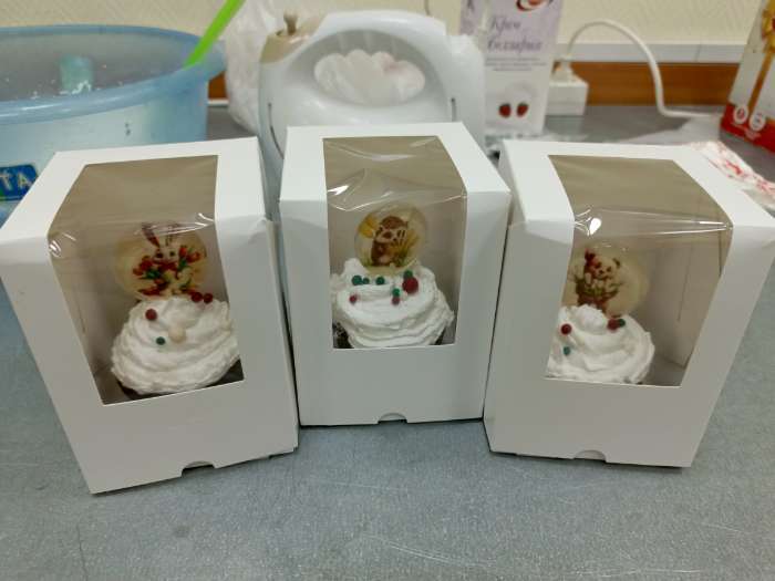 Фотография покупателя товара Коробка для кулича белая, кондитерская упаковка, 15×15×18 см - Фото 61