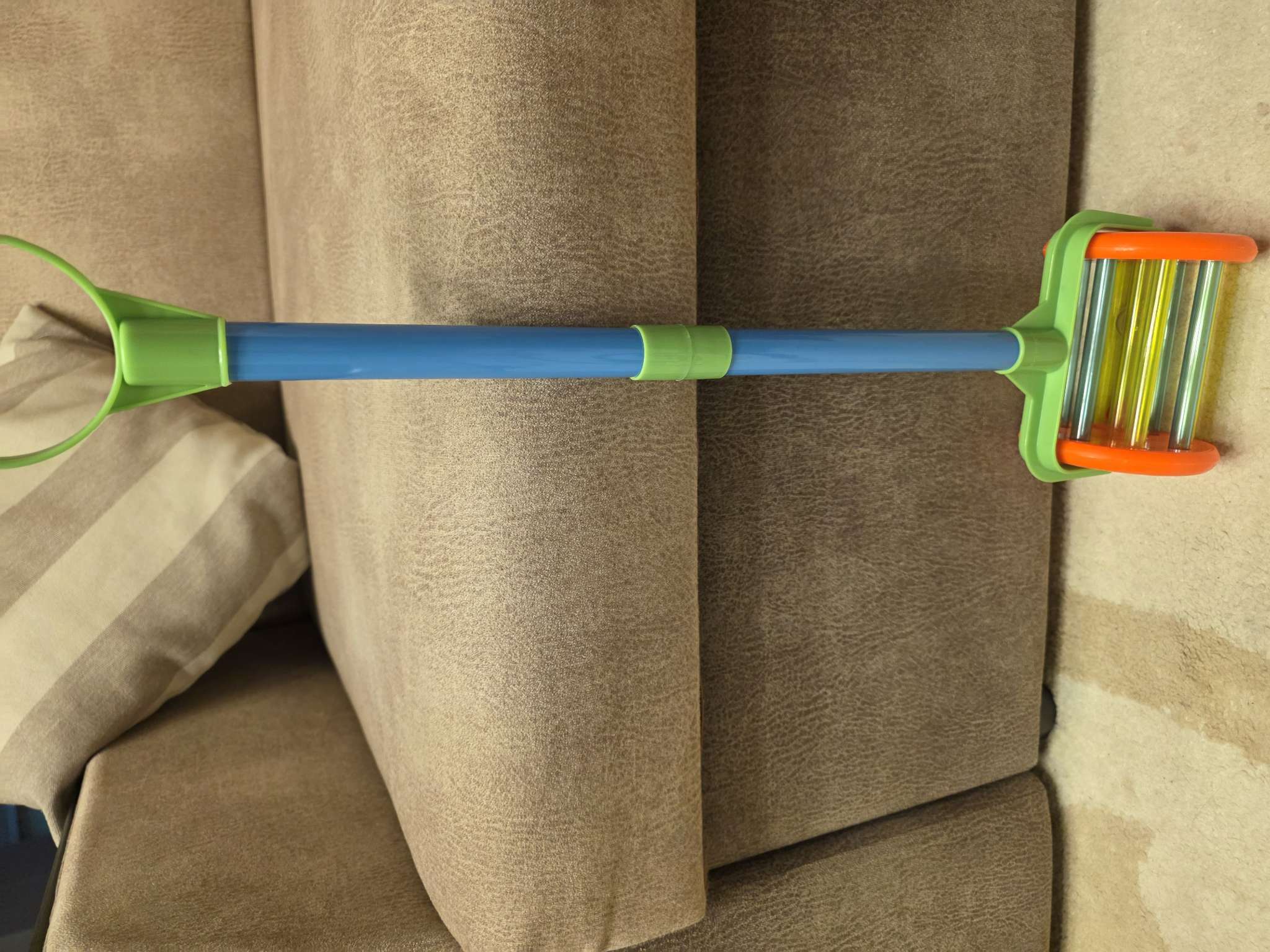 Фотография покупателя товара Каталка на палке «Колесо» МИКС - Фото 2