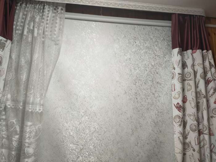 Фотография покупателя товара Рулонная штора «Фрост», 40 х 175 см, блэкаут, цвет белый - Фото 2