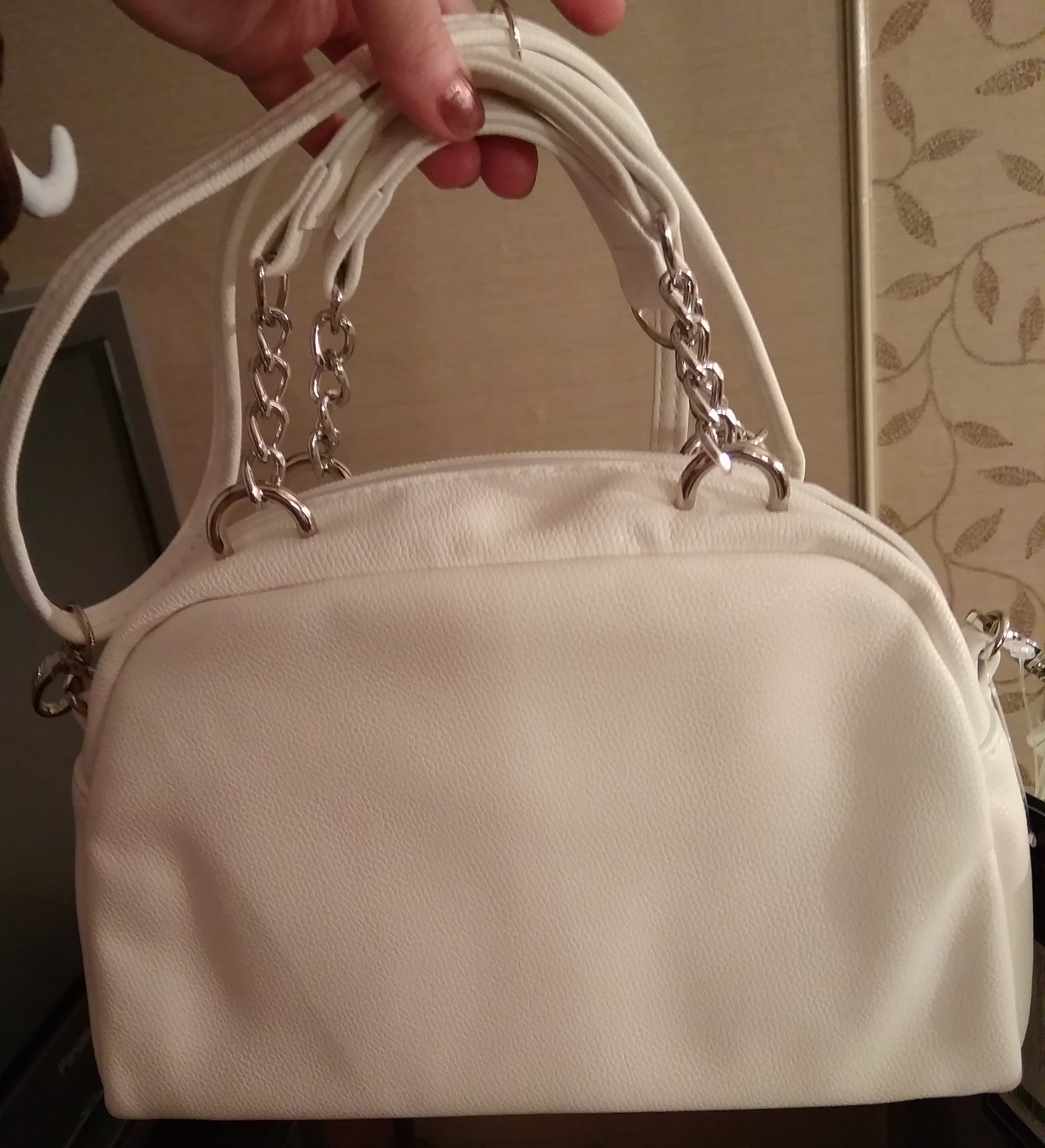 Фотография покупателя товара Сумка-саквояж на молнии, цвет чёрный - Фото 3