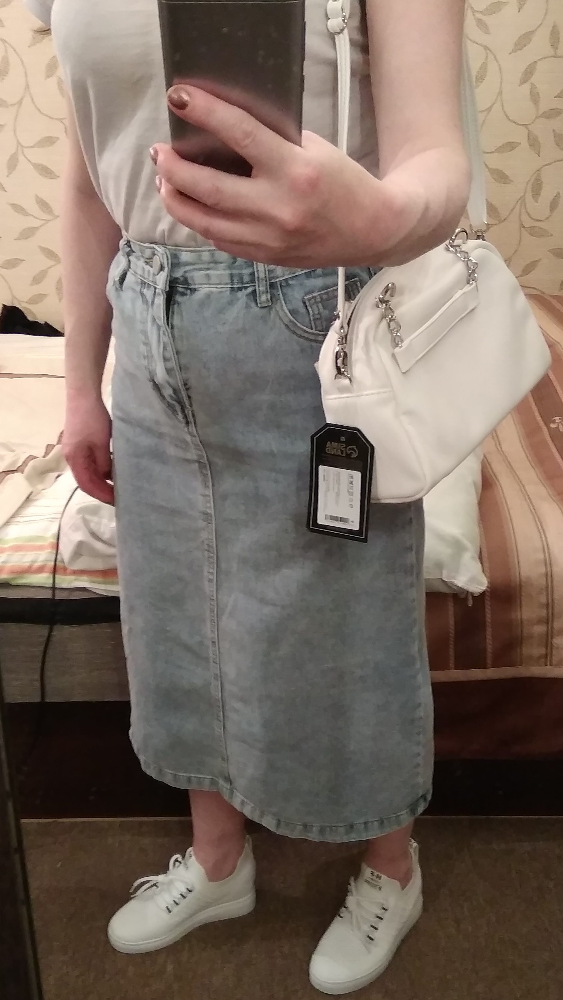 Фотография покупателя товара Сумка-саквояж на молнии, цвет чёрный - Фото 4