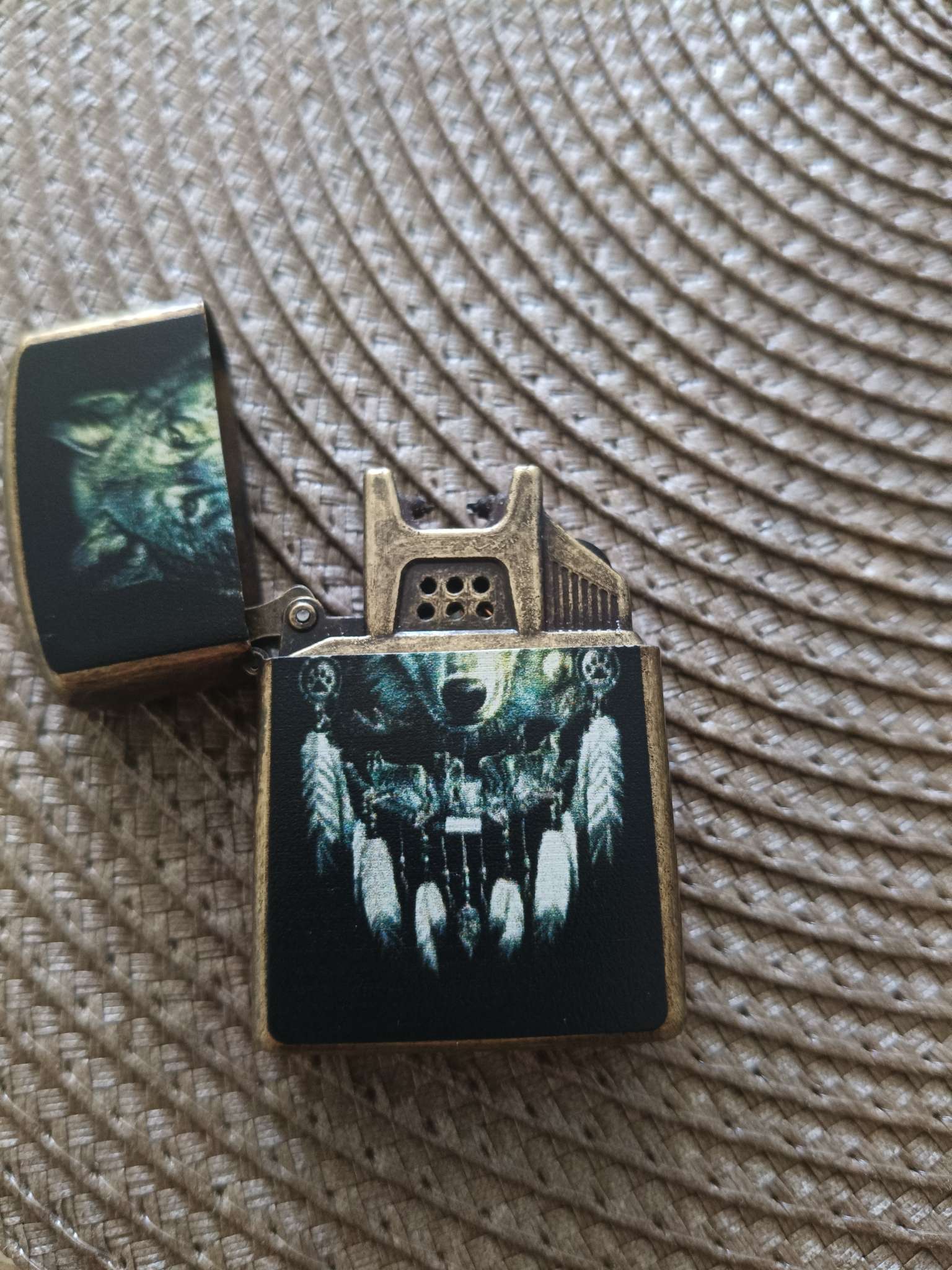 Фотография покупателя товара Зажигалка электронная «Волчий дух», дуговая, от USB, 1.4×4×5.5 см - Фото 2