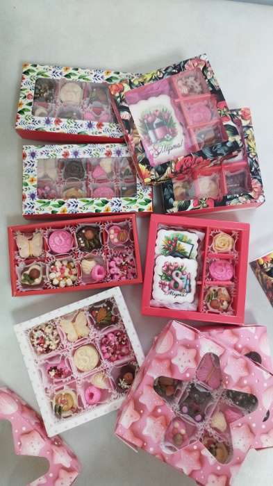 Фотография покупателя товара Коробка складная для 8 конфет «Самой прекрасной», 9.8×17.7×3.5 см - Фото 2