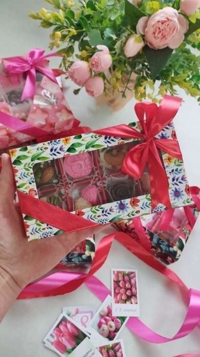 Фотография покупателя товара Коробка складная для 8 конфет «Самой прекрасной», 9.8×17.7×3.5 см - Фото 3