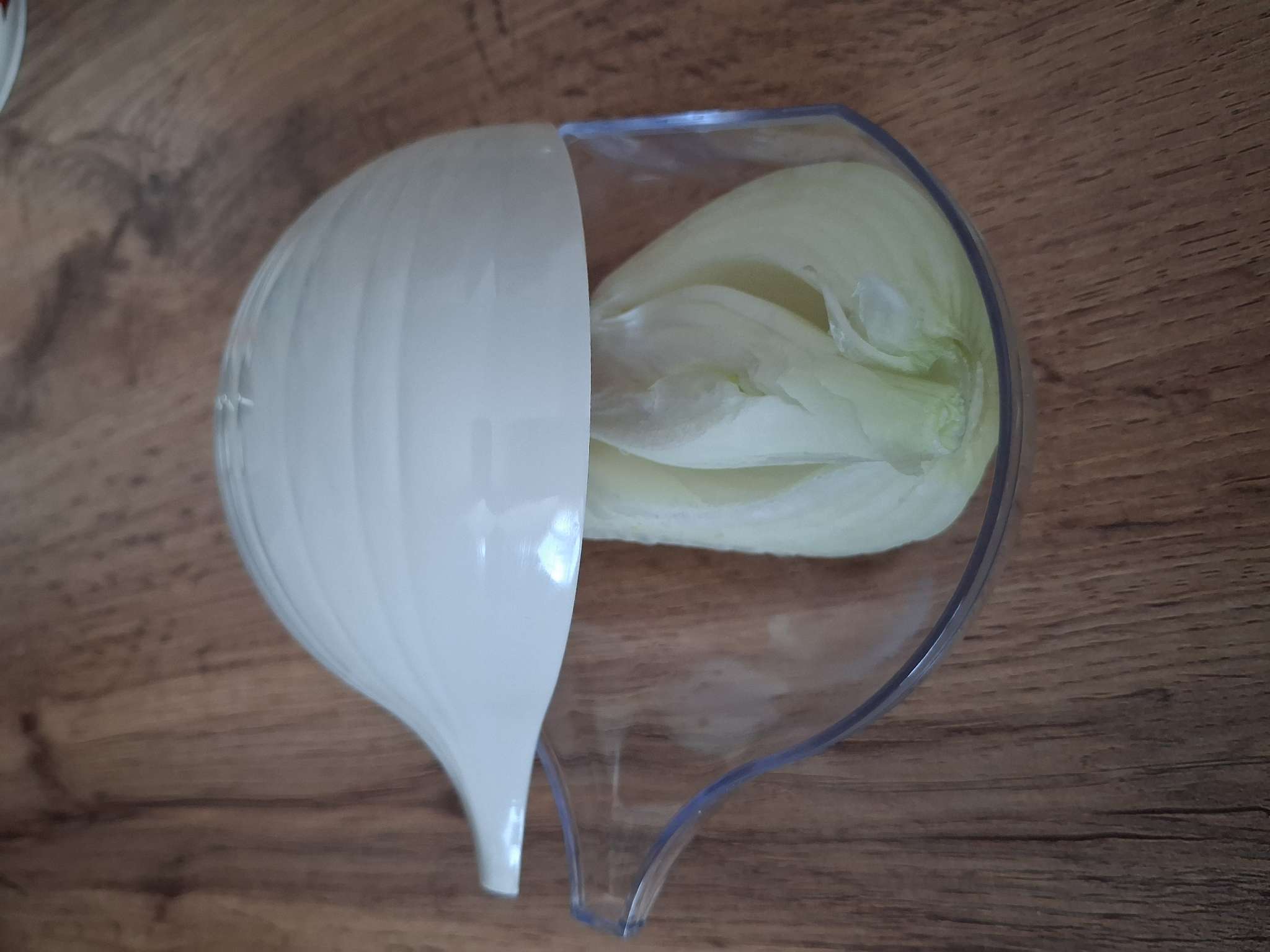 Фотография покупателя товара Контейнер для хранения чеснока Альтернатива, 9×8.3×6.2 см, пластик, прозрачный - Фото 1